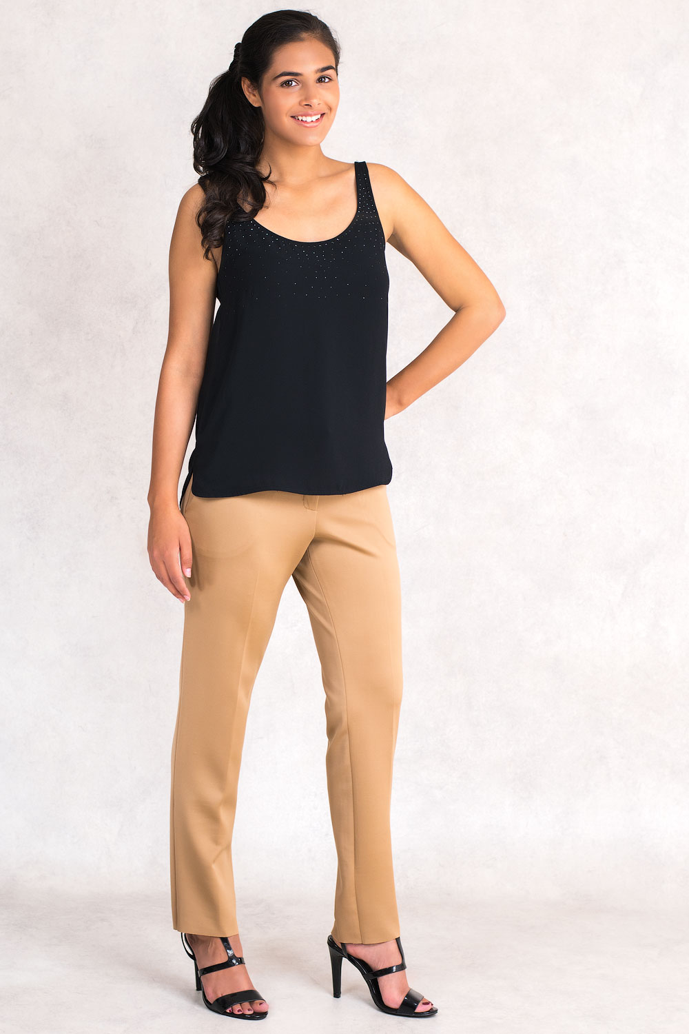 Wardrobe Essential Classic Pants in Brown - CLADDIO